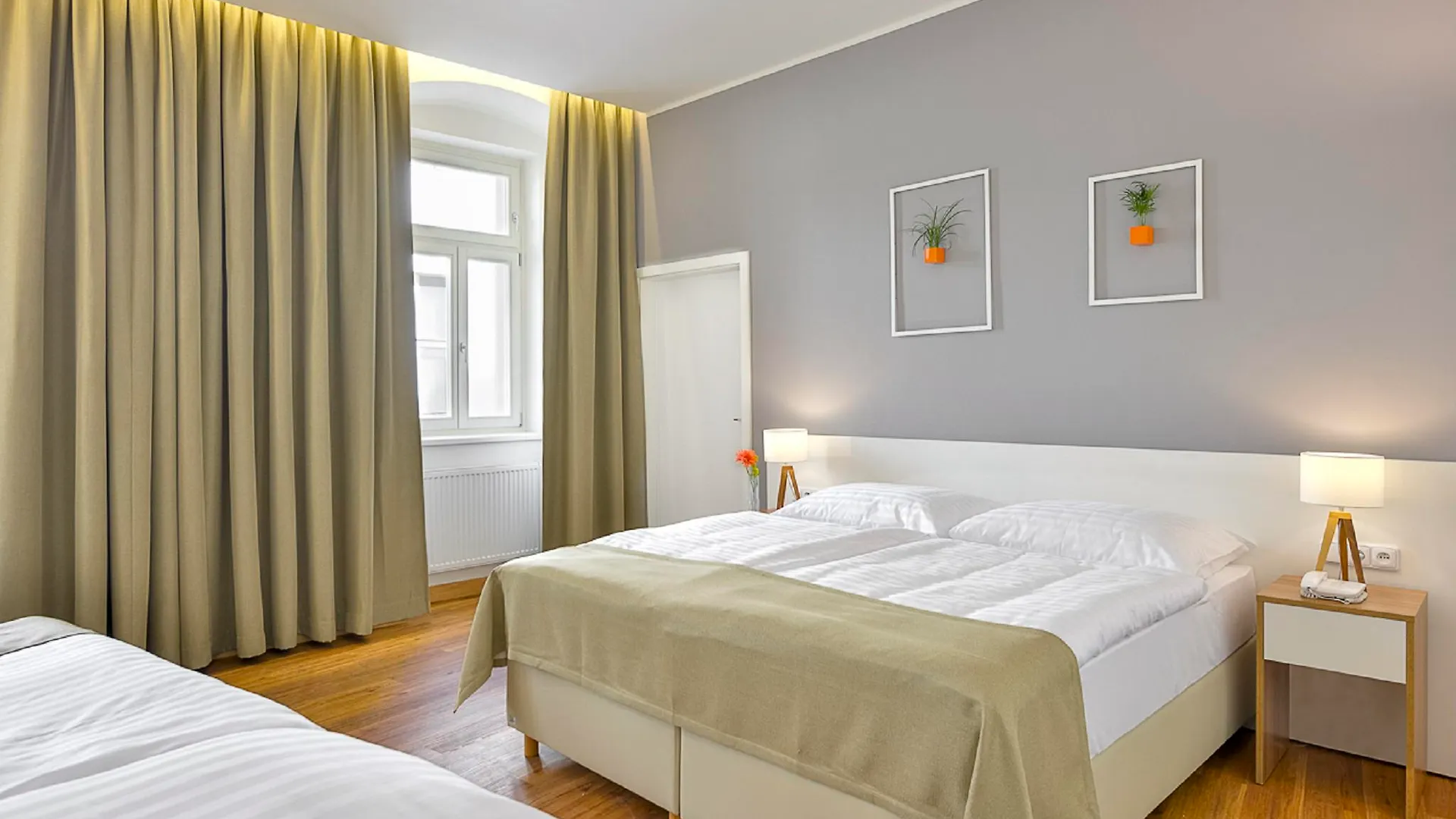 Hotel Garden Court Prague Czech Republic