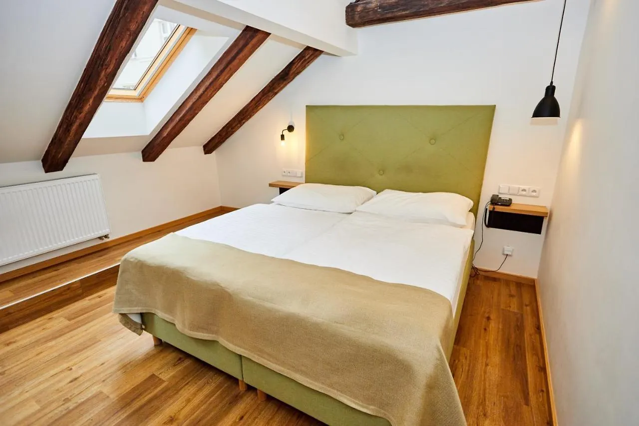 Hotel Garden Court Prague