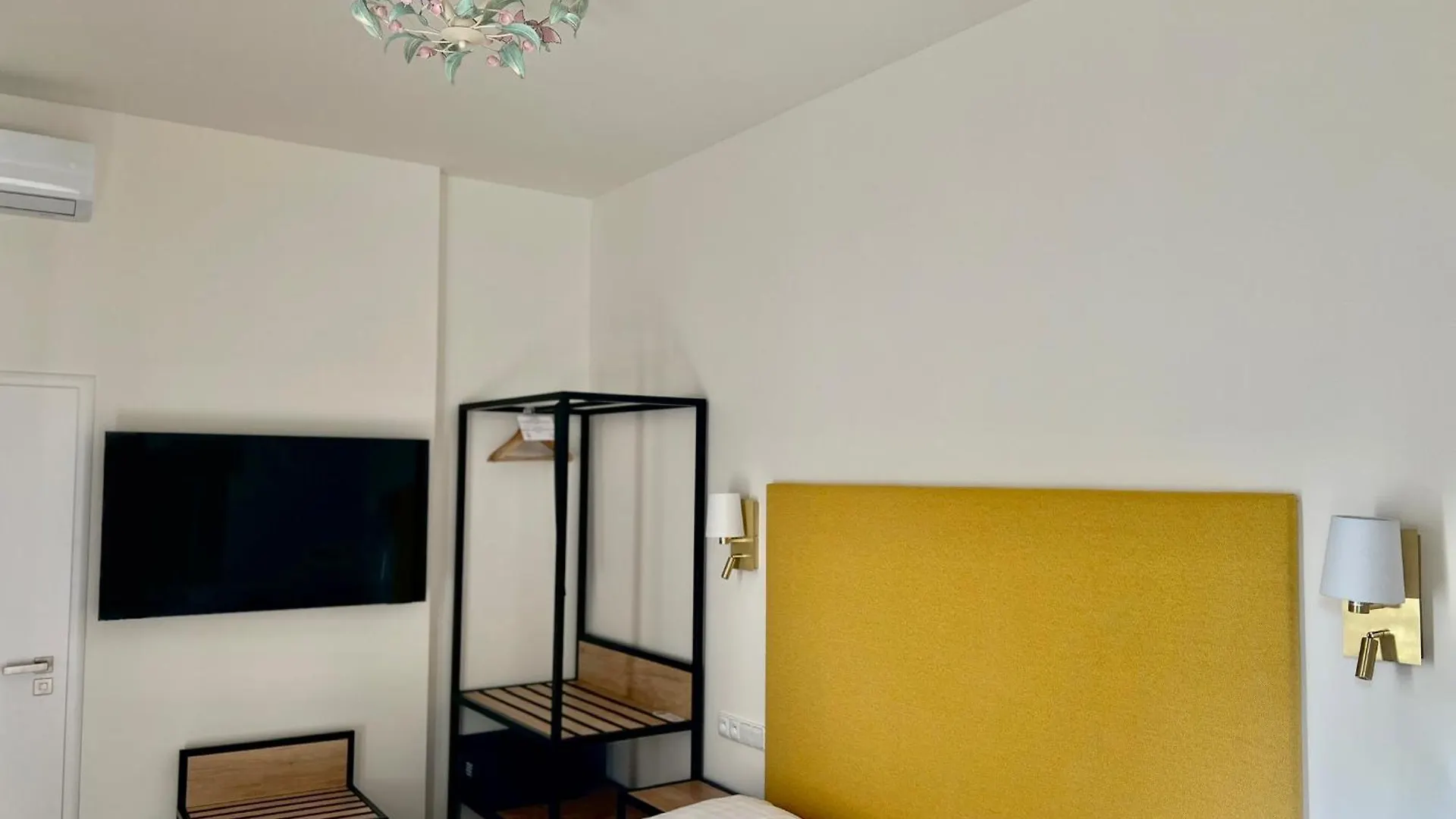 ****  Hotel Garden Court Prague Czech Republic